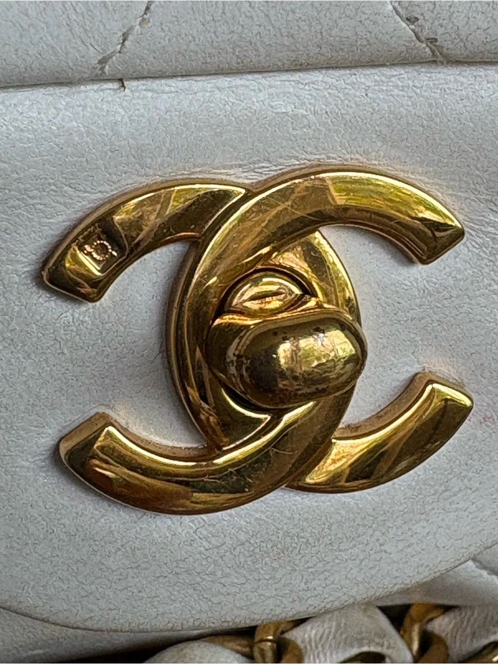 CHANEL White Quilted Lambskin Shoulder Bag